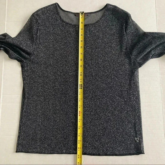 Victoria’s Secret Black Sheer Metallic Long Sleeve Shirt M/L - Picture 9 of 9